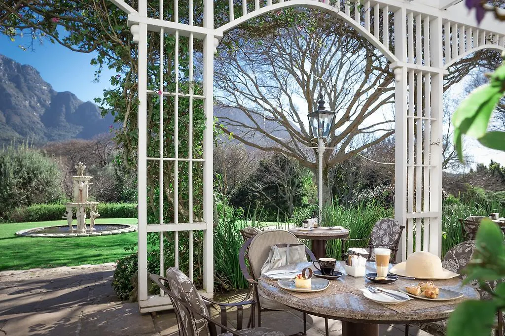Vineyard Hotel Le Cap