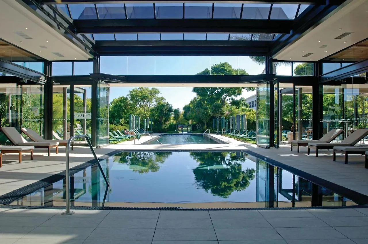 Vineyard Hotel Le Cap