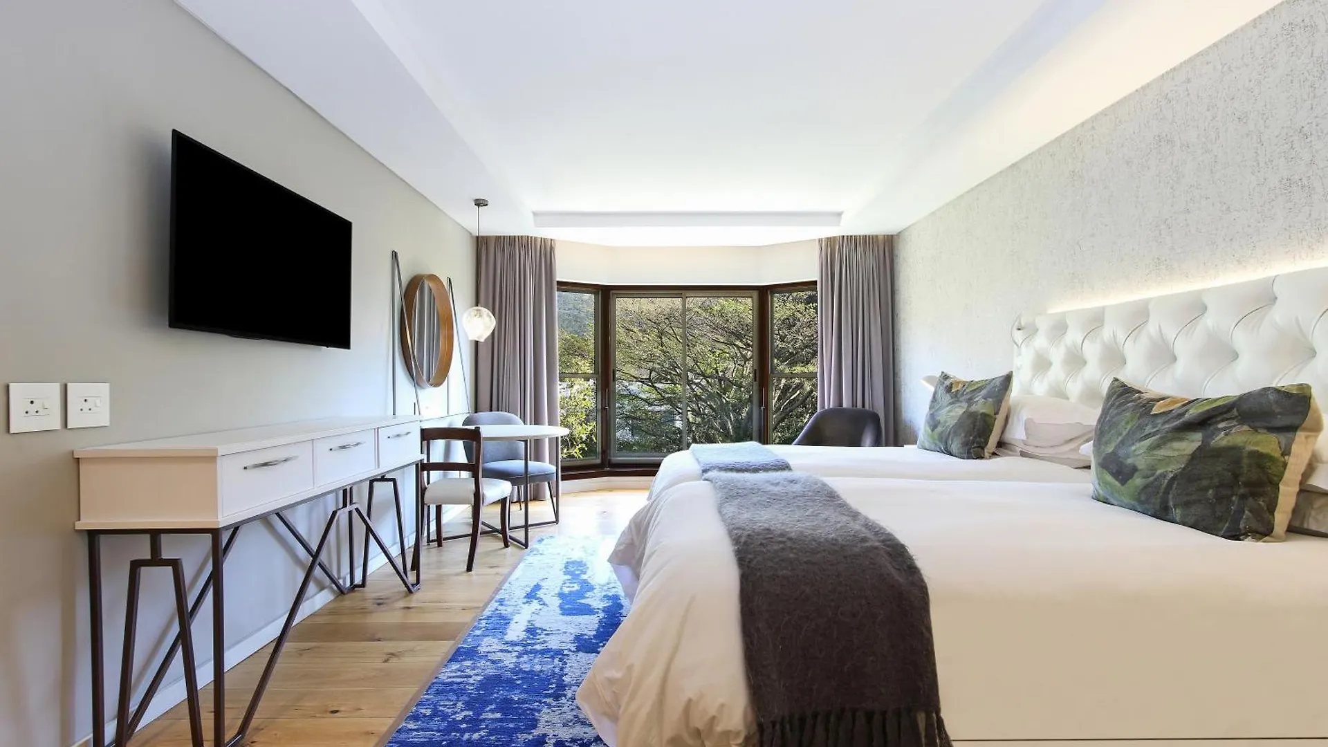 Vineyard Hotel Cape Town 4*,